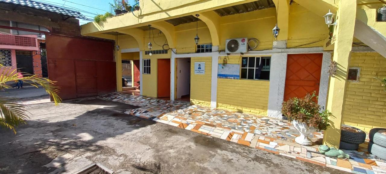 Hostal Santa Marta ลาอูนิออน ภายนอก รูปภาพ
